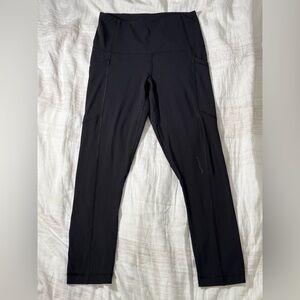Yogalicious Black Cropped High-Waisted Leggings w/ Side Pockets | XS